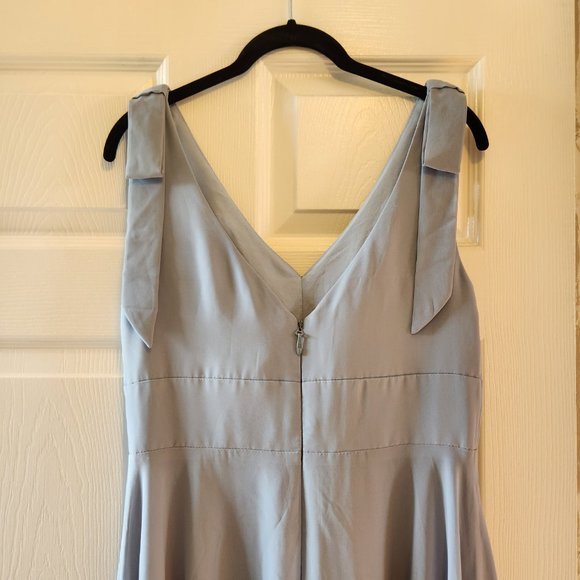 JJ's House A-Line V-neck Chiffon Bridesmaid Dress With Bows Size 8 Dusty Blue - Picture 7 of 8